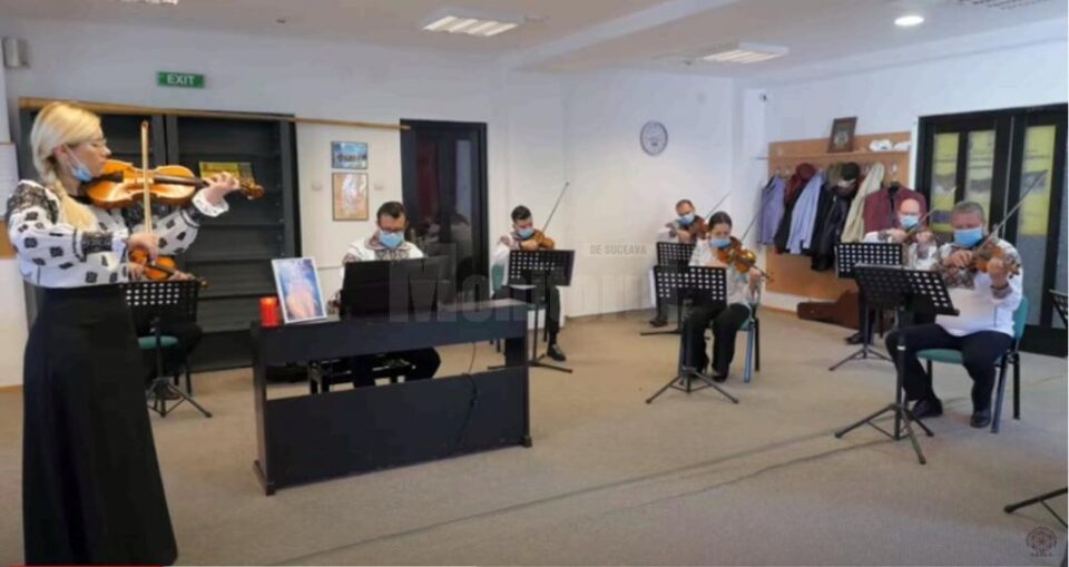 Ansamblul „Ciprian Porumbescu” a interpretat „Balada” lui Ciprian Porumbescu în semn de omagiu față de ÎPS Pimen