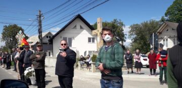Pe traseul străbătut de cortegiu