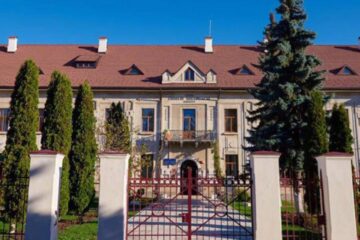 Colegiul Național „Eudoxiu Hurmuzachi” din Rădăuți