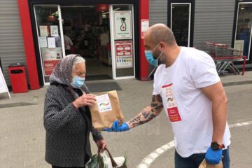 Acțiune organizată de voluntari ai Fundației Umanitare Nord 2001 Sânge pentru România