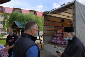 Un prim transport a fost realizat ieri la Căminul de bătrâni de la Mănăstirea Bogdănești