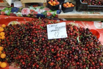Cireșele au ajuns la 12 lei/kg, față de 65 de lei/kg cât erau cu puțină vreme în urmă
