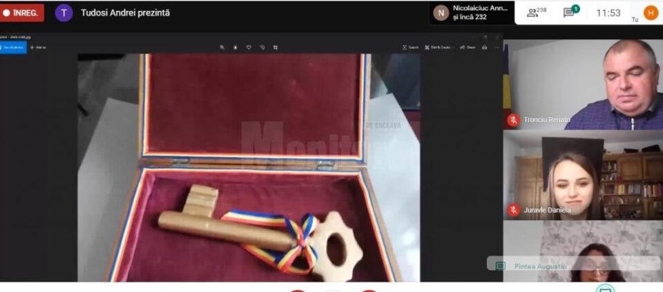 Curs festiv în online pentru absolvenții promoției 2020 a Colegiului „Mihai Eminescu”