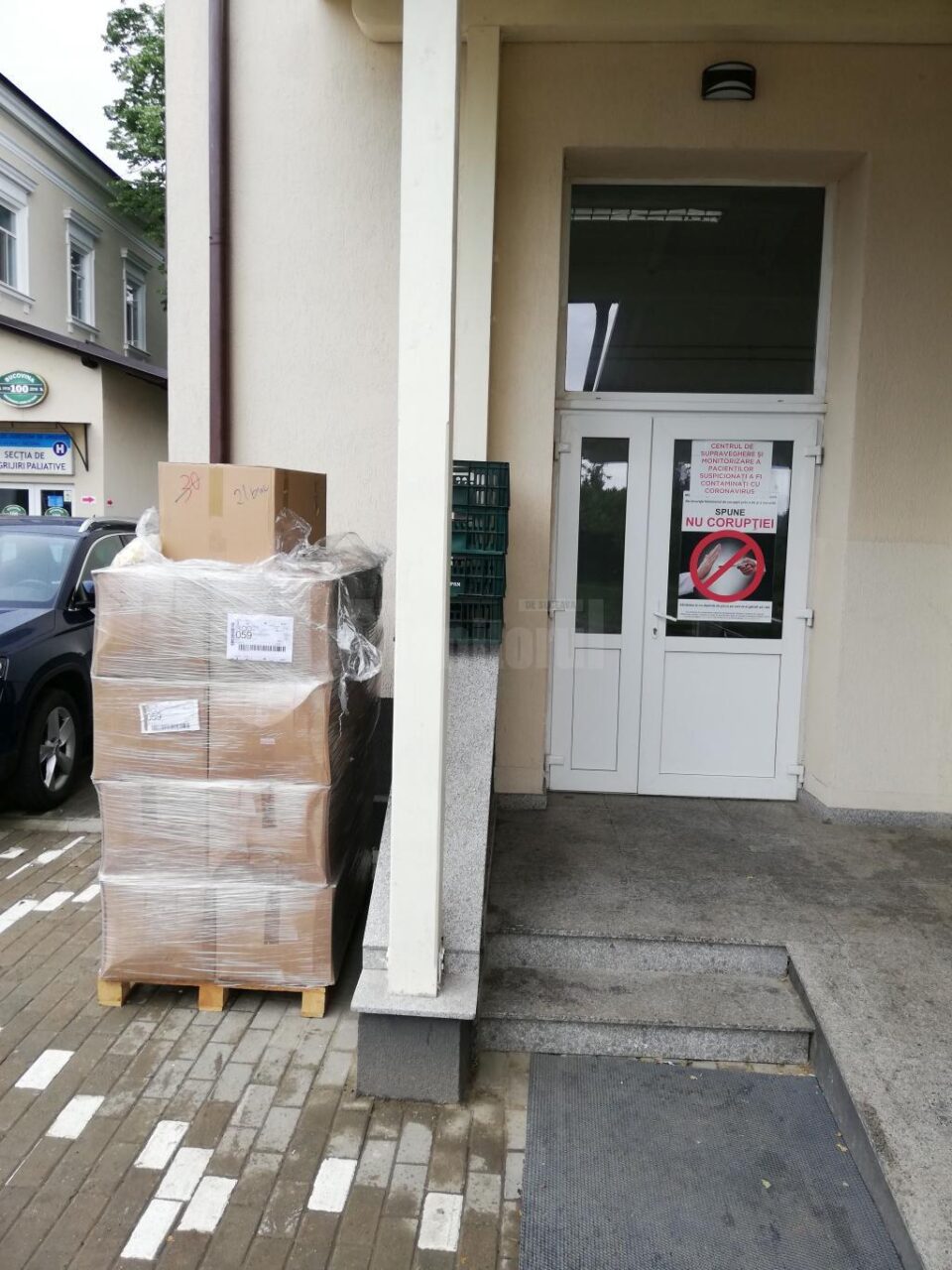 660 de combinezoane de protecție pentru personalul medical din cadrul Secției de Boli Infecțioase