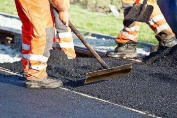 Lucrări de asfaltare pe DN 17, la Pojorâta