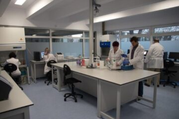 Echipamentele liniei de testare pentru COVID 19 ale USV, transferate la spital