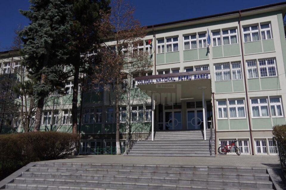 Clase bilingve, de franceză, engleză și germană, la Colegiul „Petru Rareș”
