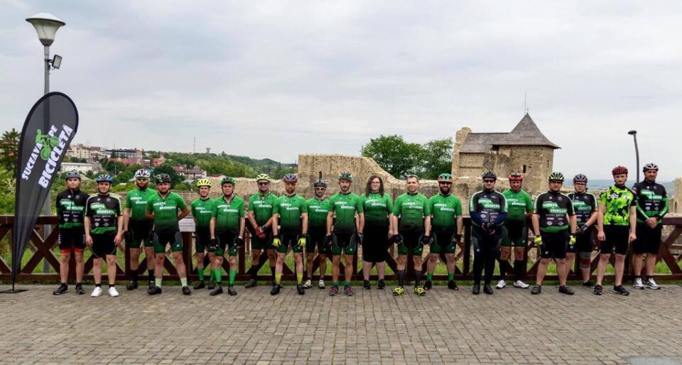 Asociația sportivă Suceava pe Bicicletă și-a reluat activitățile - fotografie de grup la Cetate