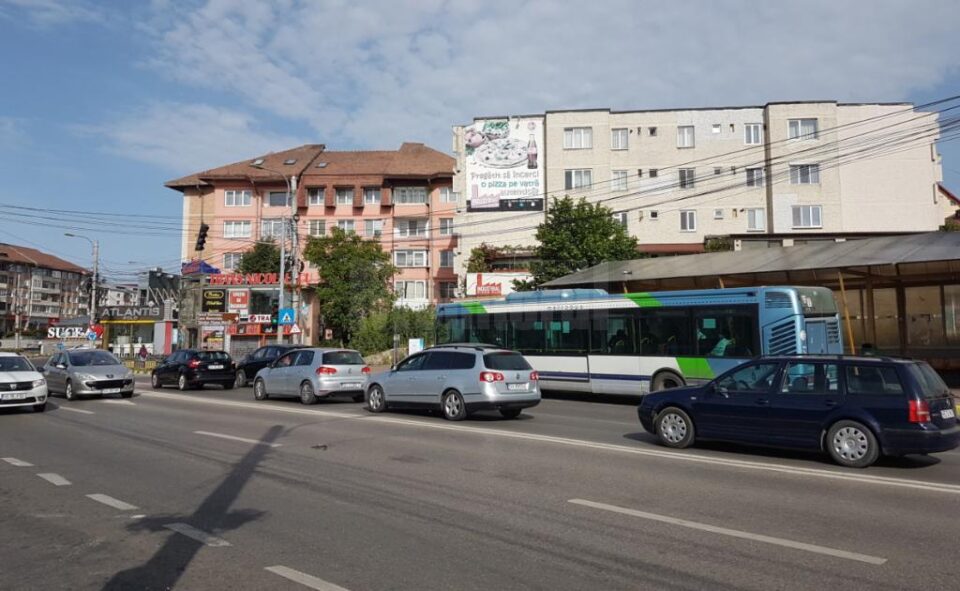Elevii beneficiaza de gratuitate pe transportul în comun din Suceava, de luni, 15 iunie Elevii beneficiaza de gratuitate pe transportul în comun din Suceava, de luni, 15 iunie