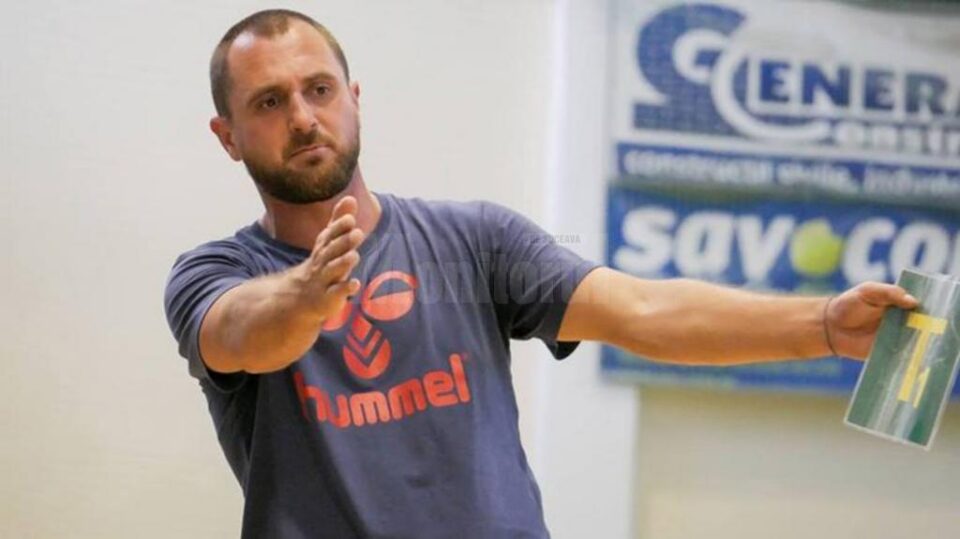 Adrian Chiruț are misiunea de a o readuce pe CSU Suceava în elita handbalului românesc Adrian Chiruț are misiunea de a o readuce pe CSU Suceava în elita handbalului românesc