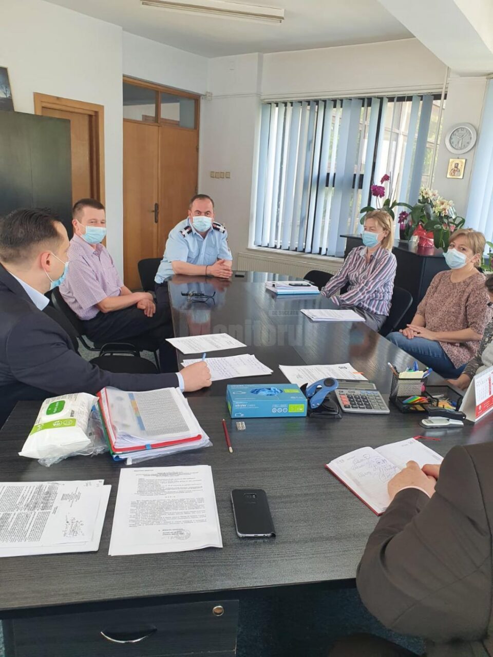 Autoritățile administrației publice, cele școlare și sanitare au avut, miercuri, o ședință de lucru pentru analiza activităților de pregătire a unităților de învățământ în vederea derulării examenelor naționale și a concursurilor școlare Autoritățile administrației publice, cele școlare și sanitare au avut, miercuri, o ședință de lucru pentru analiza activităților de pregătire a unităților de învățământ în vederea derulării examenelor naționale și a concursurilor școlare