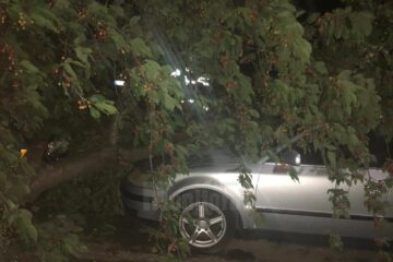 Fenomenele meteo extreme au creat probleme în mai multe localități ale județului