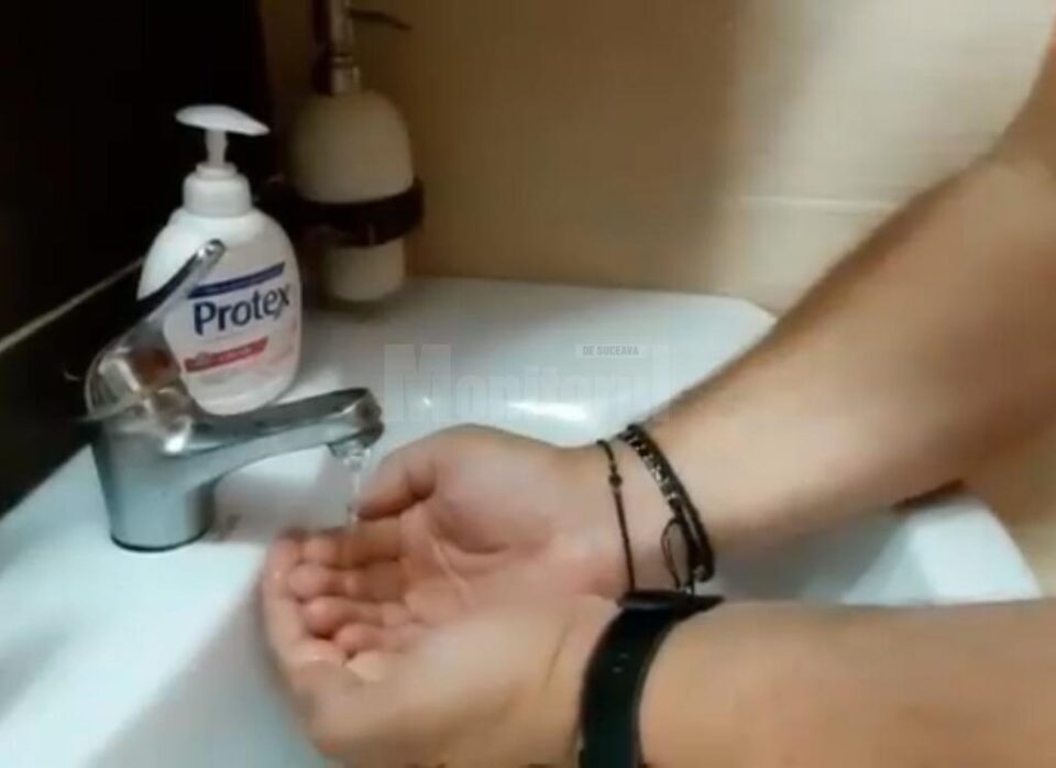 Manevrele de umplere a instalațiilor au fost efectuate de joi seara, dar s-a format o pungă de aer pe conductă