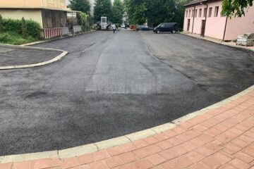 O nouă parcare de reședință a fost finalizată în cartierul sucevean Obcini