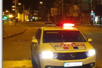 Un tânăr la volan oprit de polițiști noaptea a declarat că exersează condusul pentru permis