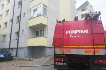 Interventie pentru evacuarea apei din subsoluri, la Vatra Dornei