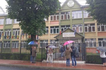 Absolvenții ciclului gimnazial au susținut luni proba scrisă la Limba și literatura română