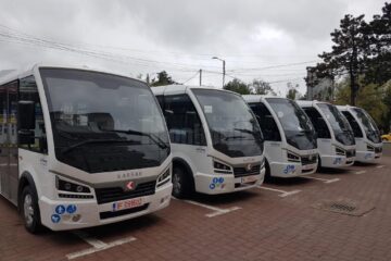 10 autobuze electrice mici, la fel ca cele cumpărate din fonduri elvețiene, vor ajunge în Suceava pînă la finele anului