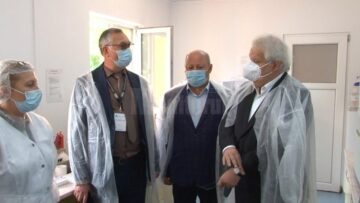 Jean Valvis a donat aparatură și kituri pentru testarea imunității la Covid a tuturor locuitorilor din Bazinul Dornelor