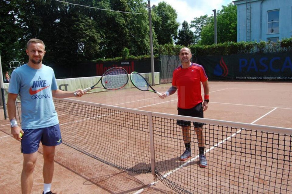 Duelul fotbalistic dintre Marius Onciu și Cezar Ioja s-a încheiat cu victoria fostului mijlocaș al Ceahlăului