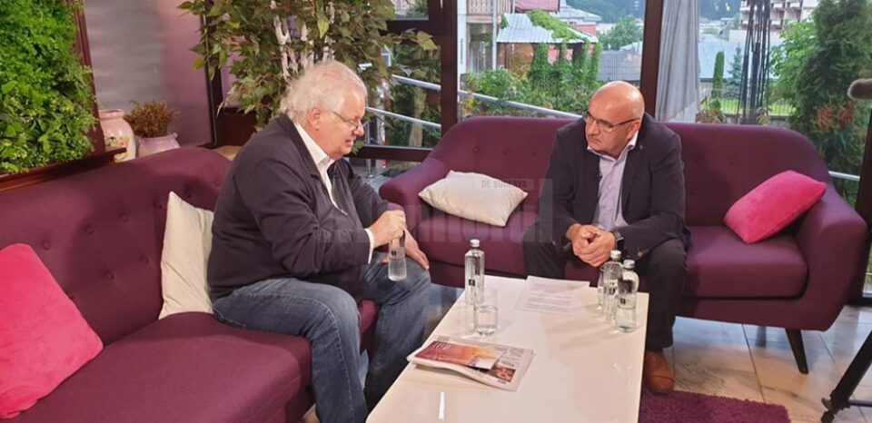 Cu Jean Valvis, despre oameni, locuri, începuturi și prezent