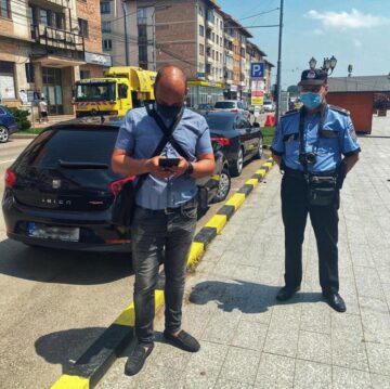 Plata unui tarif majorat, alternativă la amendă, pentru parcările cu taxă din Suceava