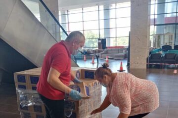 Distribuirea pachetelor se face în Burdujeni, în incinta clădirii Orizont Plaza