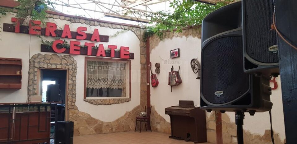 Festivalul mediteraneean la Grădina de vară Admiral – Cetate are loc începând de vineri seara, până duminică inclusiv 2