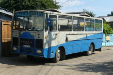 Autobuz Roman Diesel A 8, denumit atunci ”o cutie de chibrituri pe roți”