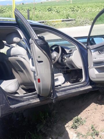 Un autoturism cu cinci persoane, lovit de trenul Cacica - Suceava