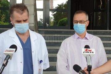 Doctorii Valeriu Gavrilovici și Anatolii Buzdugan