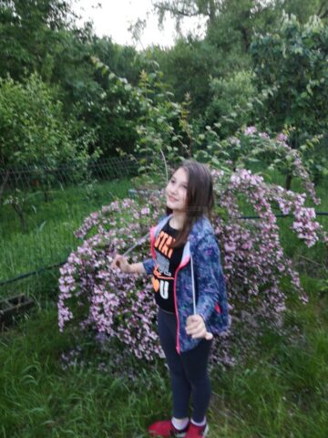 Sonia Grunichevici expune 30 de tablouri de pictură și grafică, la Muzeul de Științe ale Naturii