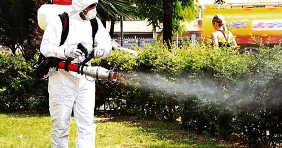 Campanie de dezinsecție, împotriva căpușelor, în municipiul Suceava