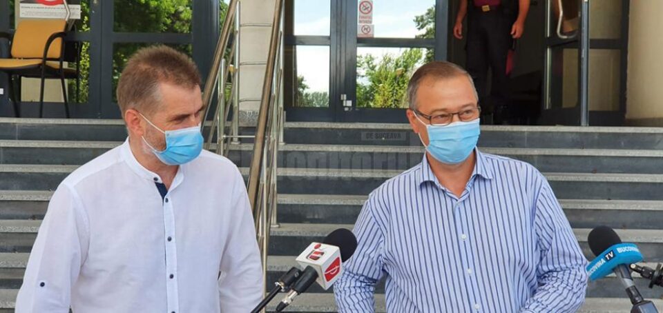 Dr. Valeriu Gavrilovici și dr. Anatolii Buzdugan, la finalul mandatului la conducerea SJU Dr. Valeriu Gavrilovici și dr. Anatolii Buzdugan, la finalul mandatului la conducerea SJU