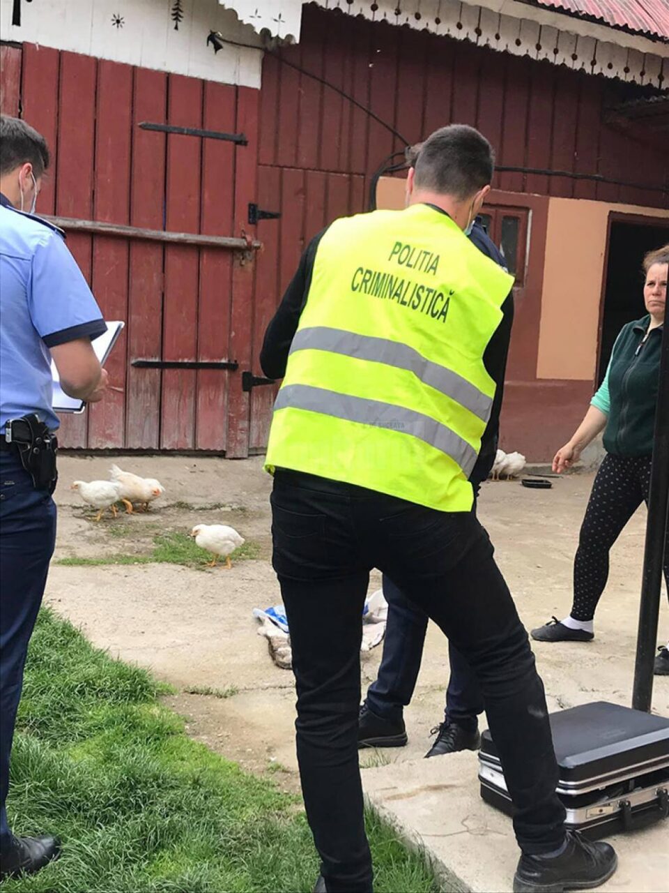 O otravă care poate omorî un om în câteva minute, folosită pentru a ucide pisici