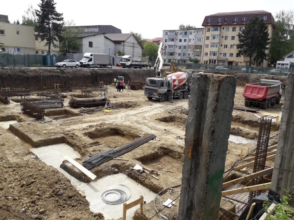 Lucrări la Piața Mică