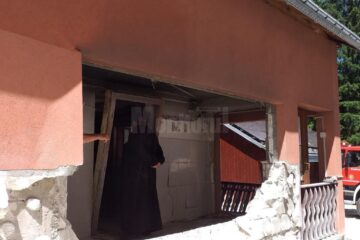 Zidăria a fost distrusă și tâmplăria scoasă din pereți la deflagrație