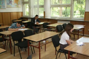 Pentru promoția curentă, rata de promovare la bacalaureat este de 73,88%