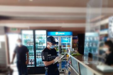 Polițiști în control