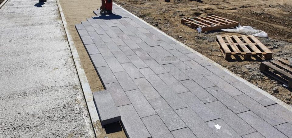 Zona de Agrement de pe malul râului Suceava începe să prindă contur