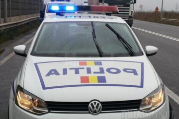 Echipaj de politia la locul accidentului