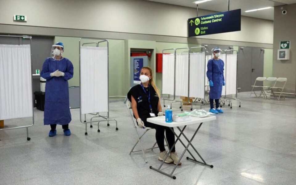 În Grecia, începând de miercuri, ora 06.00, se poate intra doar cu test negativ la coronavirus Sursa foto airlinestravel În Grecia, începând de miercuri, ora 06.00, se poate intra doar cu test negativ la coronavirus Sursa foto airlinestravel