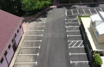 Alte 4 parcări de reședință au fost reabilitate în cartierul sucevean Obcini