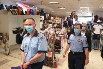 Controale în centre comerciale