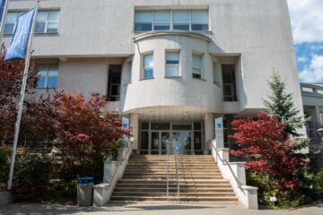 Concursul pentru selecția decanului la Facultatea de Inginerie Electrică și Știința Calculatoarelor se va relua