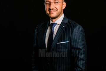 Vasile Varvaroi a preluat colanul de președinte de la Ancuța Dumitraș