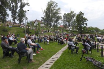 Zona de agrement a Sucevei, transformată într-o imensă sală de teatru în aer liber