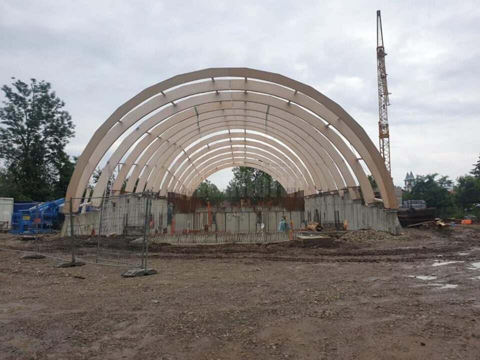 Noul bazin de înot care se construiește în Rădăuți