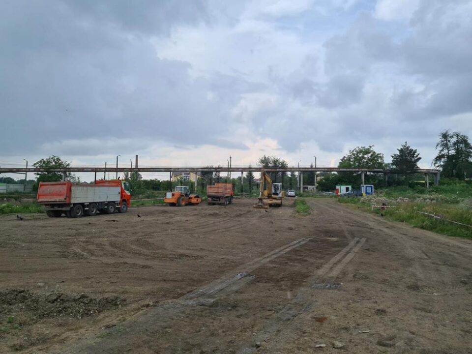 Lucrări stopate momentan la fosta Stație Petrom