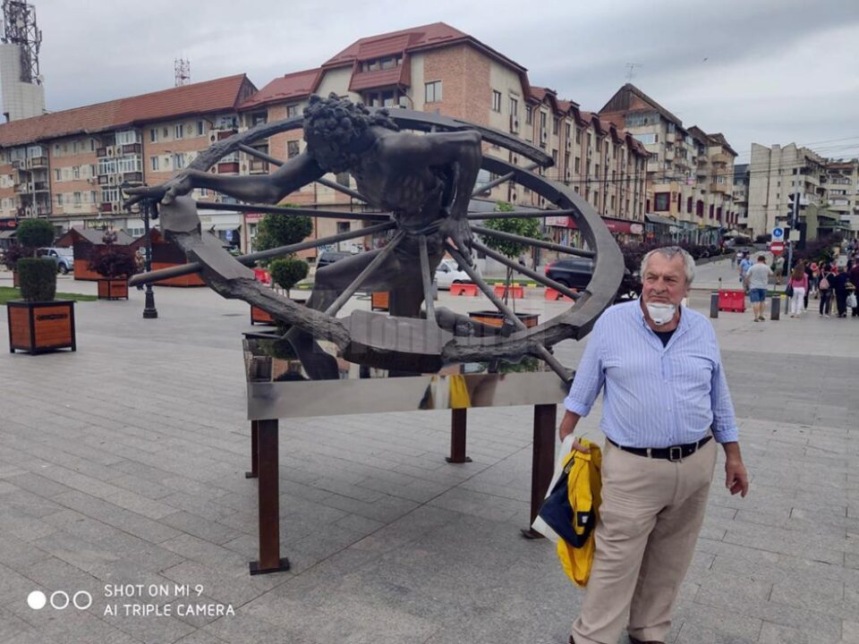 Lucrarea și autorul ei Lucrarea și autorul ei